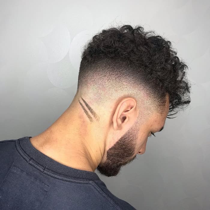 Wavy Classy Style with Short Trimmed Beard