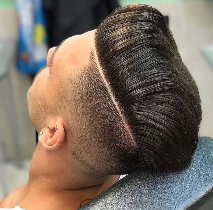 Mid Skin Fade with Thick Comb Over