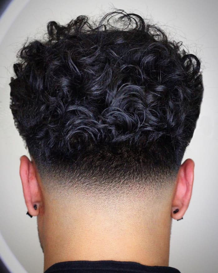 Men’s Medium Curly Hairstyles