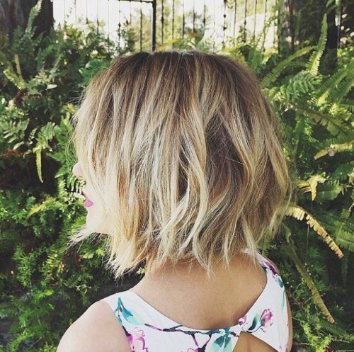 layered short choppy bob hairstyle