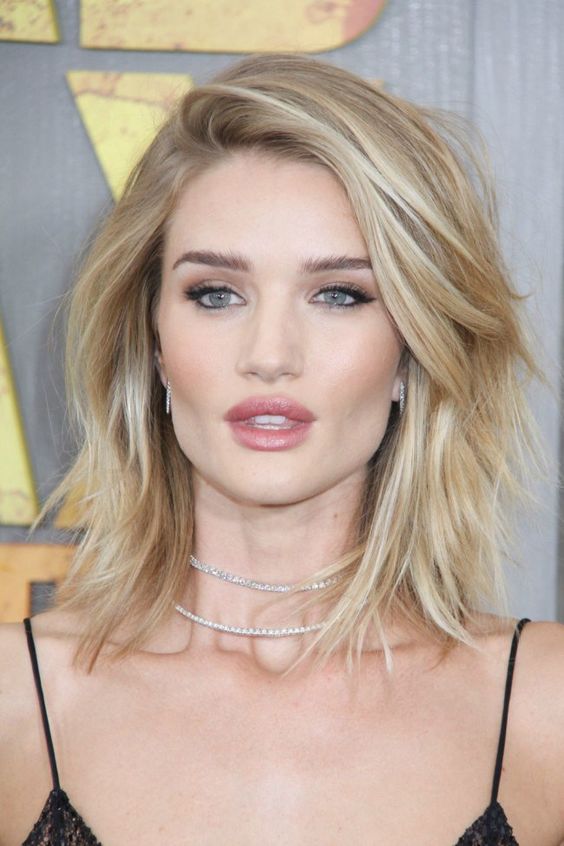 Bob Hairstyle Ideas: The 30 Hottest Bobs of 2017