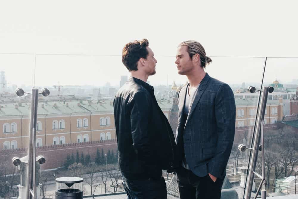 Last April 17, 2012, Tom Hiddleston and Chris Hemsworth were at The Avengers Premiere photocall at the rooftop of The Ritz-Carlton Hotel. Hemsworth wore a smart casual ensemble to pair with his highlighted man bun hairstyle.