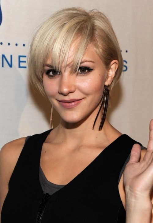 Cute Layered Short Blonde Bob Hairstyle with Bangs - Katharine McPhee Hairstyles