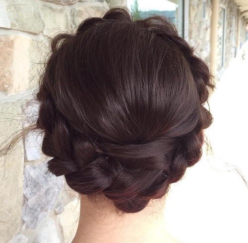 20 Elegant Ways to Have Milkmaid Hairstyles