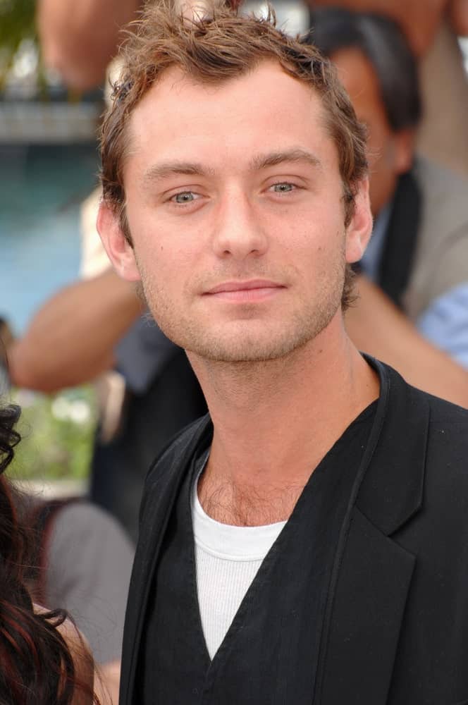 Jude Law had a short brown hair spiked and styled into a masterpiece at the photocall for his new movie "My Blueberry Nights" at the 60th Annual International Film Festival de Cannes last May 16, 2007.