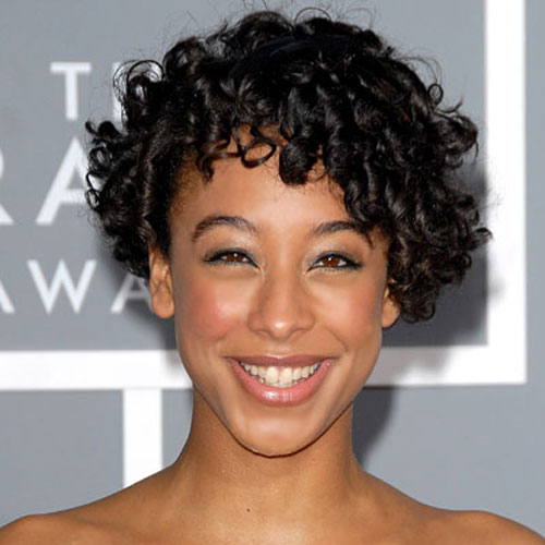 Short Curly Hairstyle for Black Women