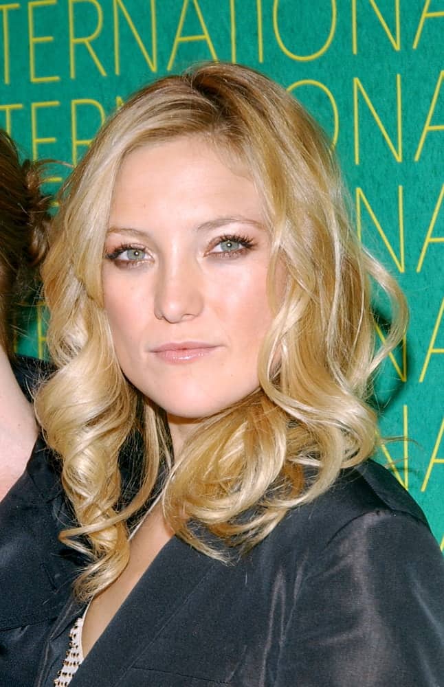 Kate Hudson wore a simple smart casual outfit with her tousled blond curls at The Conceptualist Fashion Group INTERNATIONAL 21ST ANNUAL NIGHT OF STARS at Cipriani's, NY on October 29, 2004.