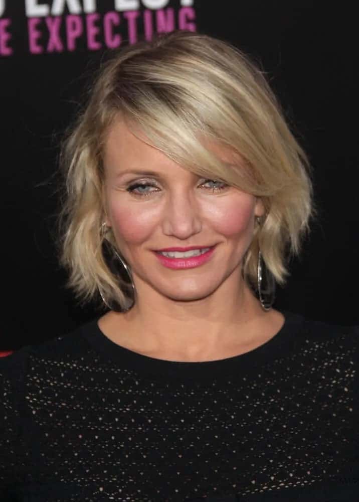 Cameron Diaz was a graceful goddess at the premiere of "What To Expect When You're Expecting" with her chic and and tousled bob hairstyle incorporated with side bangs last May 14, 2012.