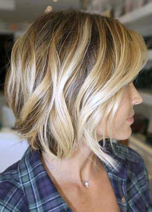 Side View of The Angled Bob Hairstyle - Wave Bob Haircut