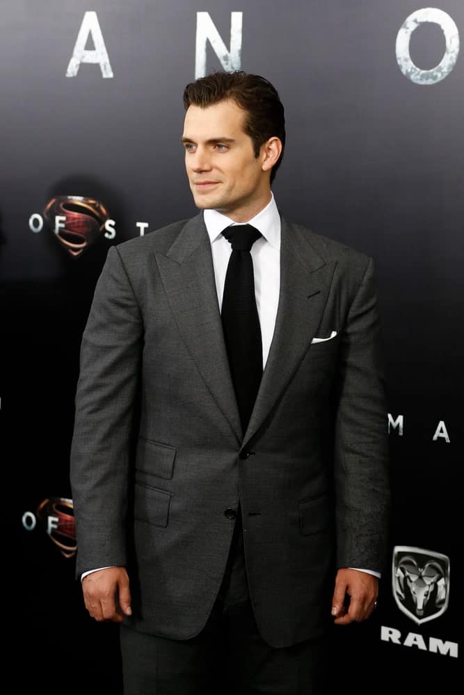 The Superman star looking all gorgeous and classy sporting a neat side-swept which is a perfect match in his gray suit. This look was worn at the world premiere of "Man of Steel" held at Alice Tully Hall on June 10, 2013.