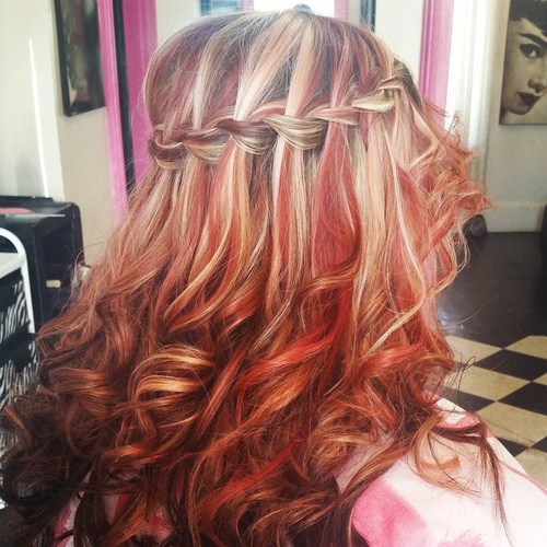 20 Ultra-pretty Waterfall Hairstyles