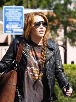 Miley Cyrus Casual Side Braid for Long Hair