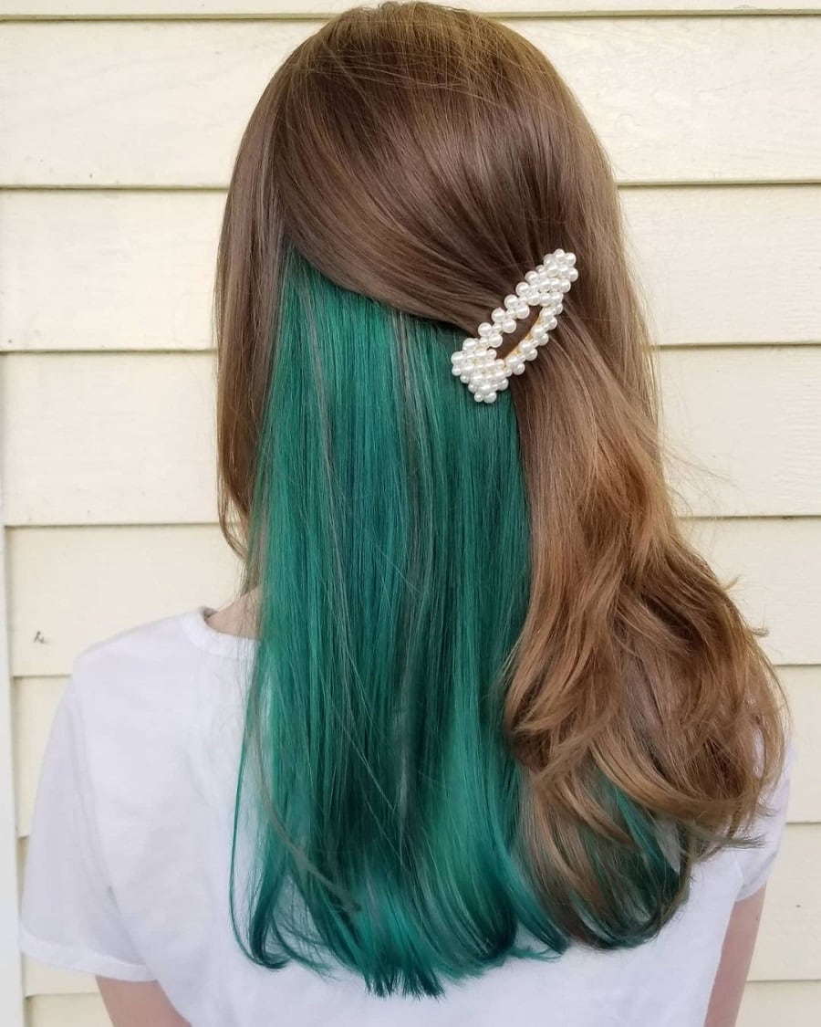 peek a boo hair color ideas