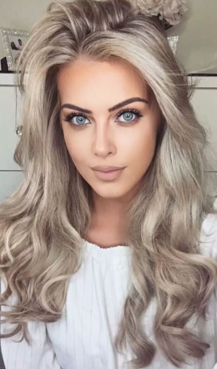 Blonde hair colors for long hair in 2021-2022