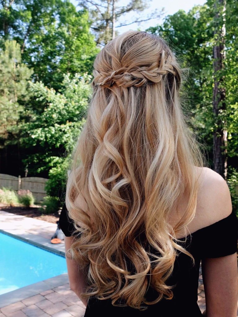 Curly Hairstyles for Prom