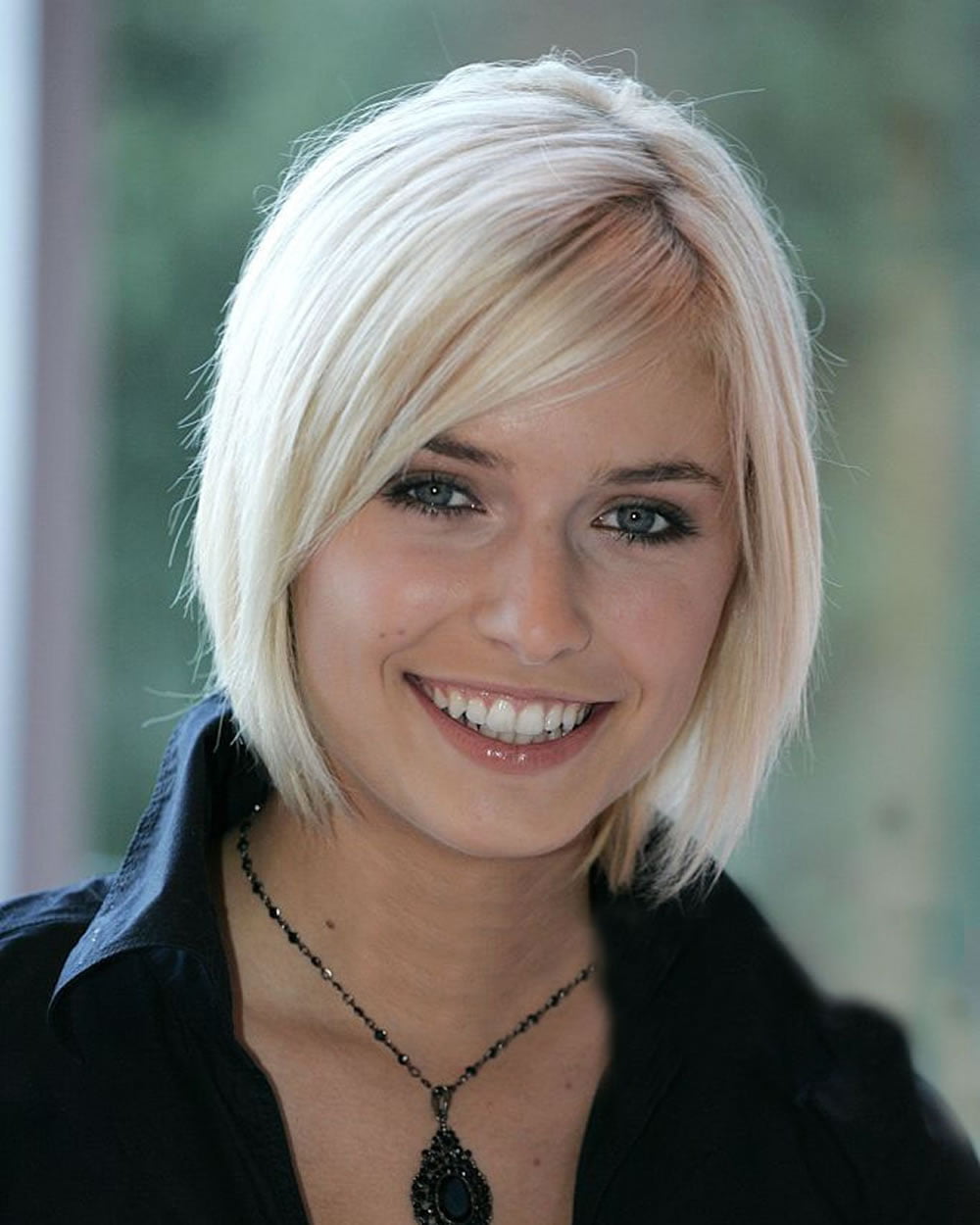 short bob haircut 2018