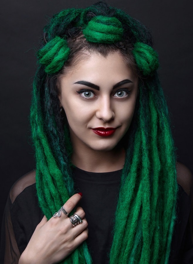 emerald green hair