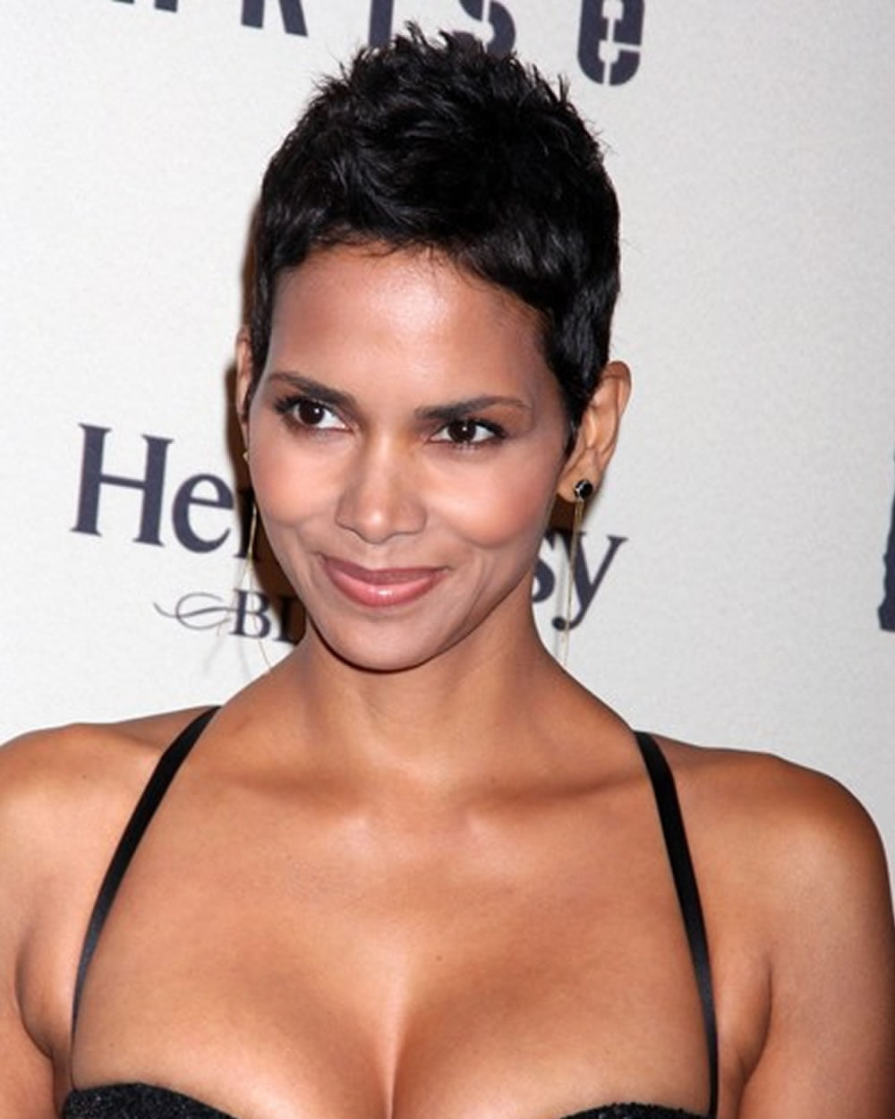 Halle Berry very short haircut