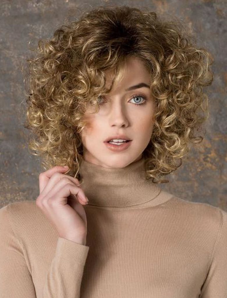 Curly Bob Hairstyles & Haircuts in 2021-2022