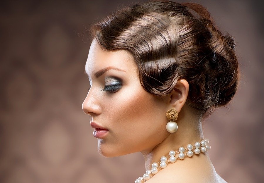 vinatge updo with finger waves