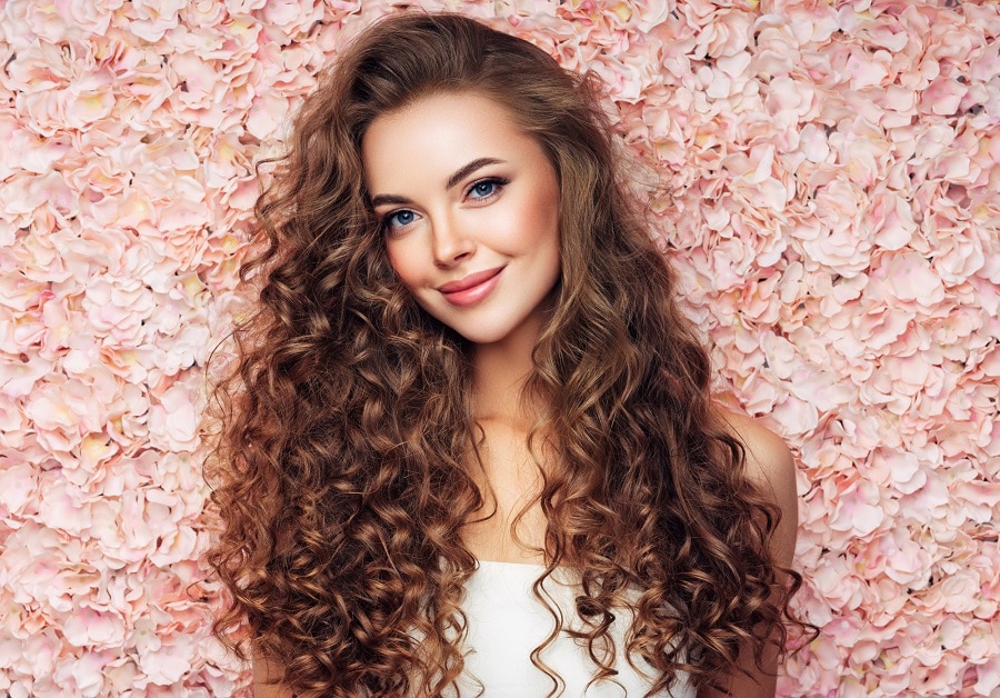 party hairstyle with long curly blonde hair