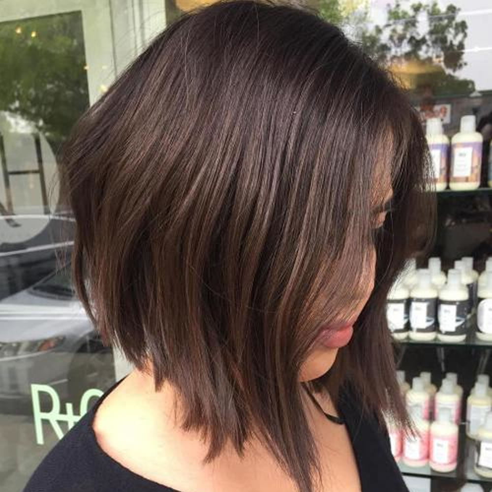 asymmetrical short bob