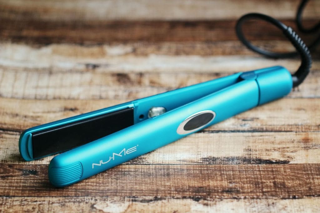 NuMe Megastar Hair Straightener