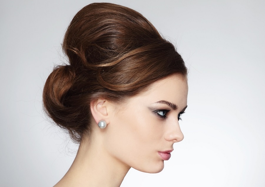 vintage updo for brunette hair