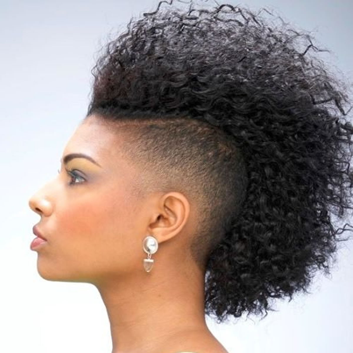 Mohawk black women hairstyles for summer 2018-2019