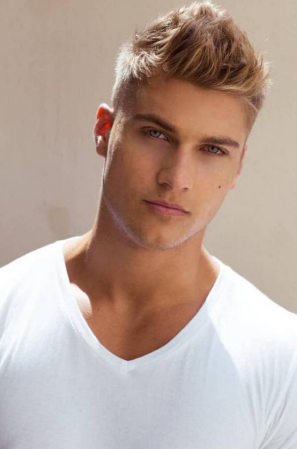 trendy fade mens haircut