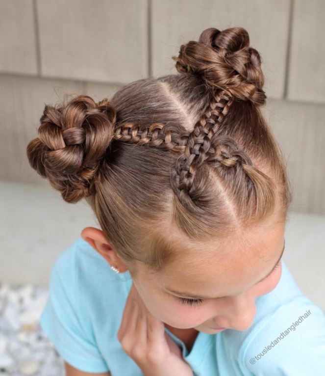 School hairstyles for girls in 2021-2022