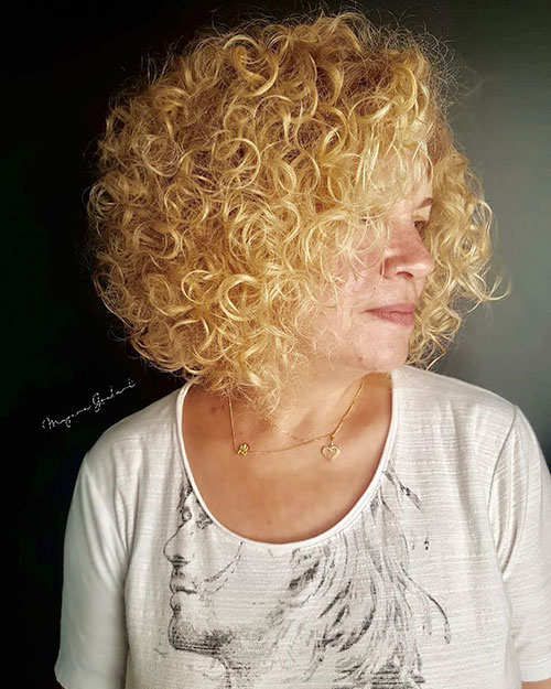 Curly Hair Bob