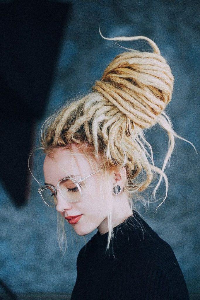 Dreadlock hairstyles for women in 2022-2023