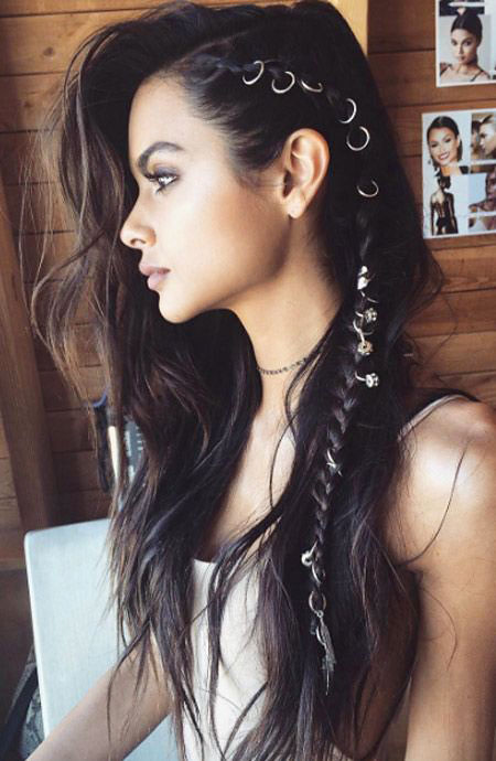 Hair Braids Side Makeup