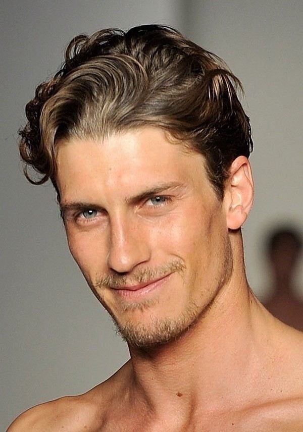 short wavy haircuts for men