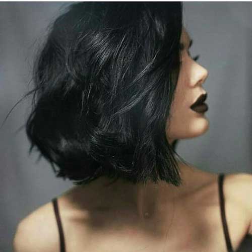 Soft Wavy Bob Hairstyles-17