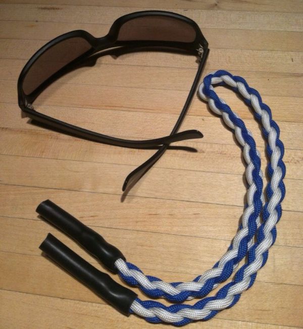 paracord sunglasses strap