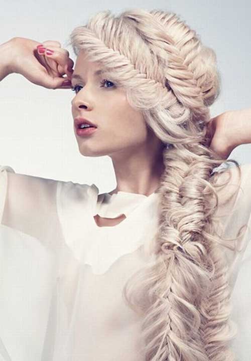 Pearl Blonde Hairstyle with Braids