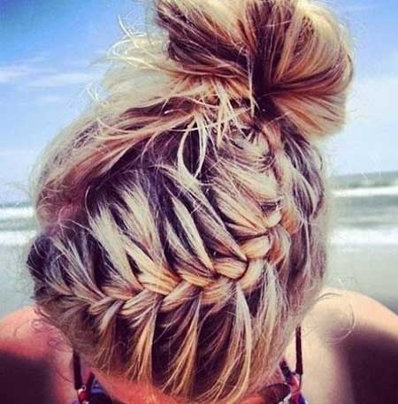 15 Beautiful Braided Hairstyles_4