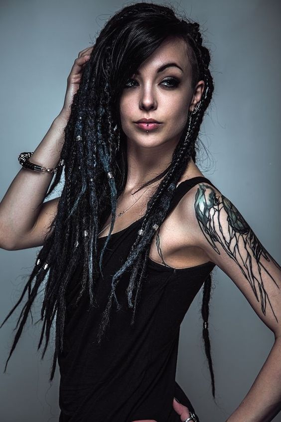 Dreadlock hairstyles for women in 2022-2023