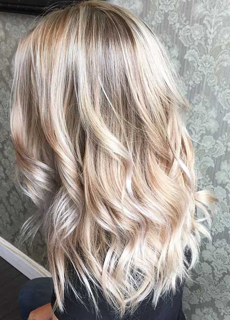 Light Blonde Hair Platinum Blonde Hair with Platinum Highlights, Balayage 