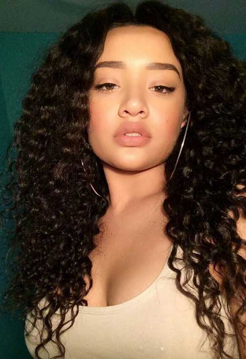 Long Natural Curly Hairstyles-16