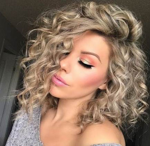 Pictures Of Curly Bob Hairstyles