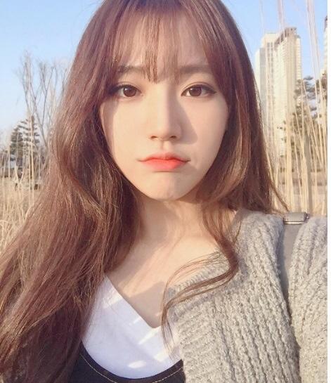 What do you think of see through/Korean bangs? - GirlsAskGuys