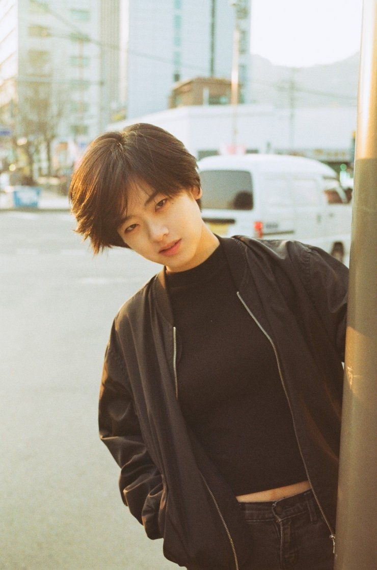 Lee Joo-young (이주영) - Picture | Korean short hair, Shot ...