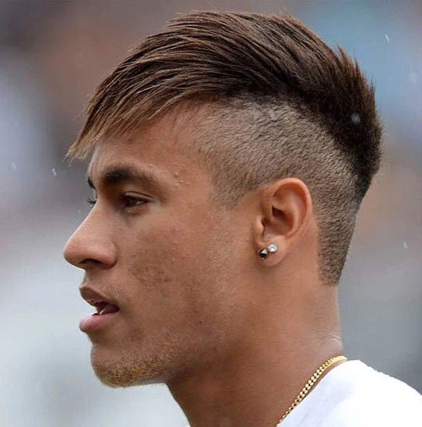 Neymar Combed Forward