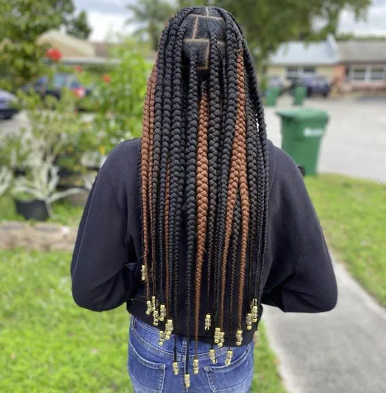 Jumbo Knotless Braids with Beads