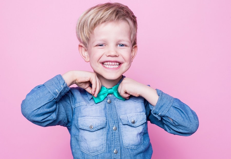 blonde summer hairstyle for little boys