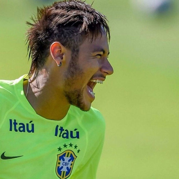 Shaggy Neymar Hairstyle