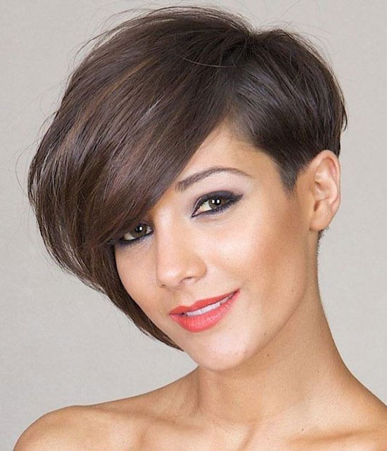 Asymmetrical Short Bob